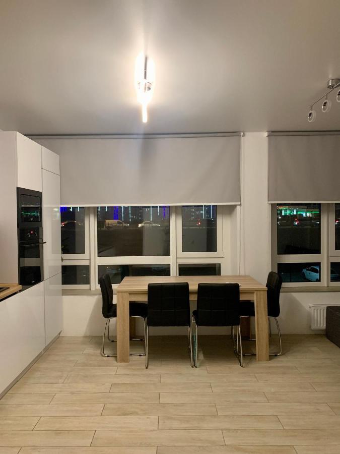 New 3 Rooms Apartment Near The Metro Station Kiev Extérieur photo